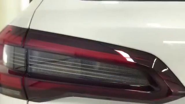 Керамическое покрытие кузова автомобиля Servfaces от Студии Детейлинга ATDetailing Москва смотреть онлайн