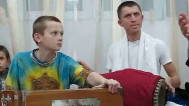 Шри Нрисимха Пранама Е.М.Врадж Гопал пр. смотреть онлайн