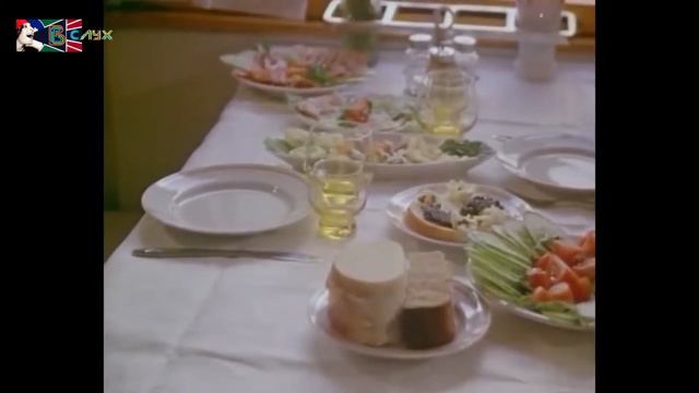 Простой, советский человек / Женатый холостяк смотреть онлайн