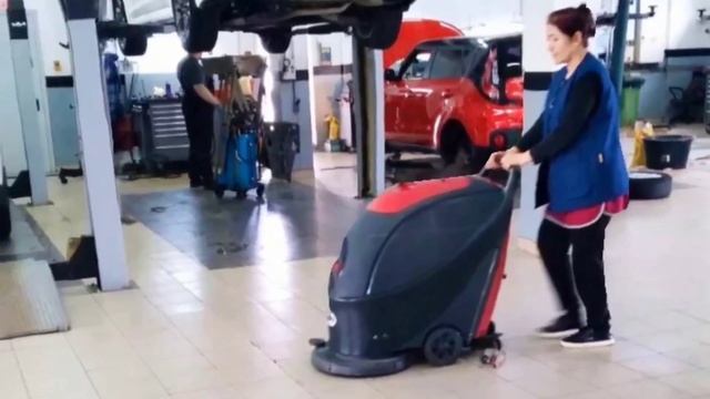 Что включает в себя уборка автосалона? Рассказали в описании ⬇️ смотреть онлайн