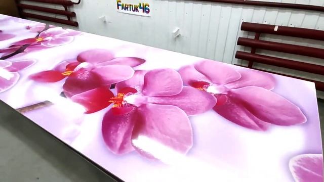 Кухонный фартук (стеновая панель) на основе МДФ глянцевое покрытие.