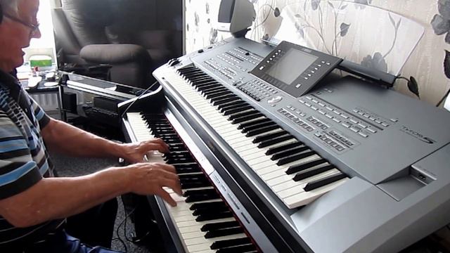 Ask the sky without words - Played by Roger Diehl on the Roland HP504 смотреть онлайн