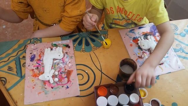 Лепим жирафа из соленого теста смотреть онлайн