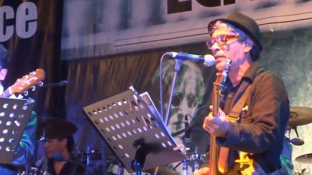 Santiago Cabrera - Homenaje John Lennon смотреть онлайн