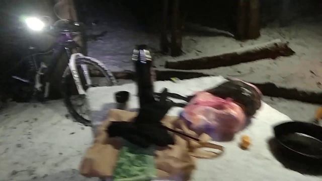 Электростанция освещения территории кемпинга зимой смотреть онлайн