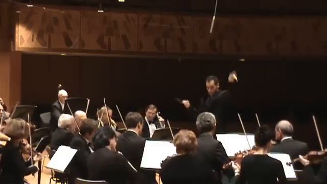 Alexandros Diamantis conducts Skalkottas : Kritikos смотреть онлайн