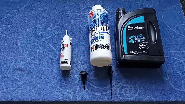 ?COMMENT FAIRE LA QUANTITÉ D'HUILE MOTEUR ET TRANSMISSION SCOOTER смотреть онлайн