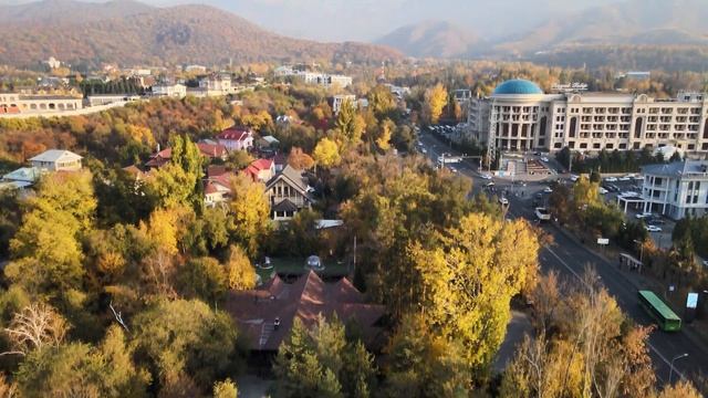 Осень в Алматы смотреть онлайн