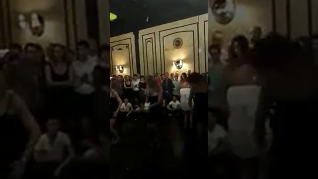 Латино-шоу от групп Юлианы Гарифовой на Новогодней вечеринке в "Crazy Salsa" смотреть онлайн