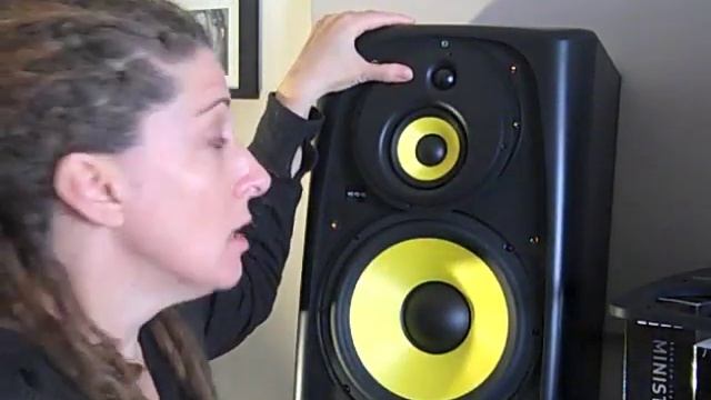 KRK Rokit 10-3 Review, Part 1-Setting Them Up смотреть онлайн