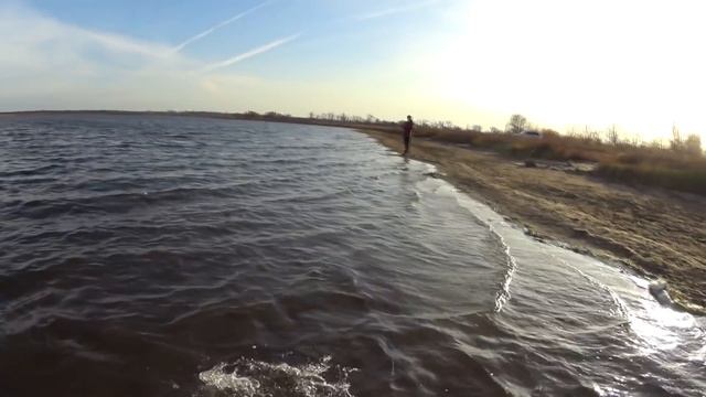 Что за КАБАНЫ гнут наши УДОЧКИ? Рыбалка на судака в ноябре смотреть онлайн