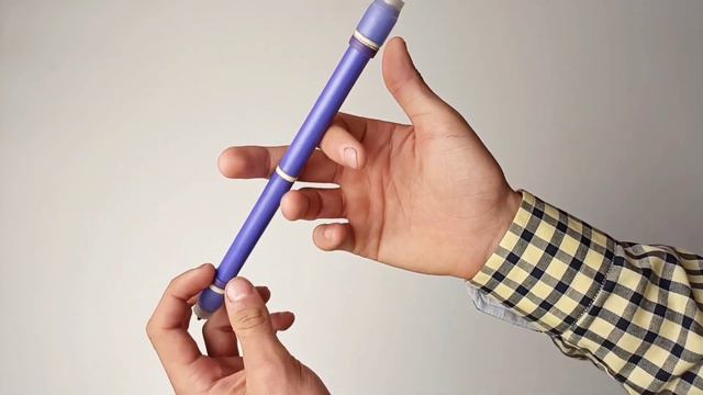 Double charge reverse tutorial. Penspinning tutorial. Обучение трюку с ручкой. Дабл чардж урок смотреть онлайн