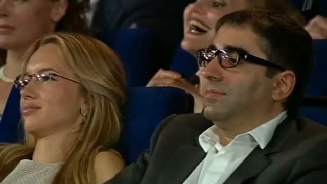 LAS OLAS en el festival de Moscú 2011 смотреть онлайн
