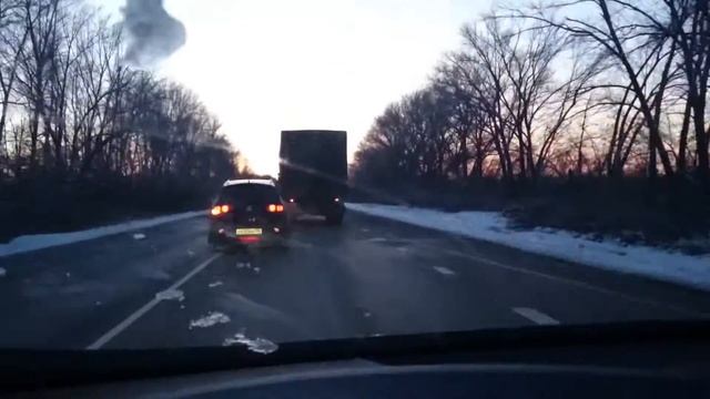 Самый грустный машин догоняет самый грустный машин