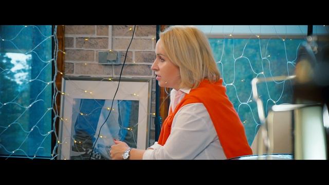 ЕЛЕНА МОЛДОВАН | ГЛАВА ГОРОДА МУРАВЛЕНКО смотреть онлайн