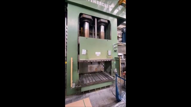 Hydraulic press Dieffenbacher PHP 1000 Company Amaron s.r.o. смотреть онлайн