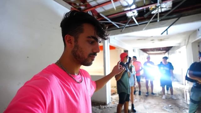 VISITE UN HOSPITAL ABANDONADO ⚠️ (mala idea) смотреть онлайн
