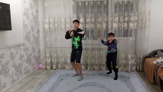 Нуртай танцы шманцы смотреть онлайн