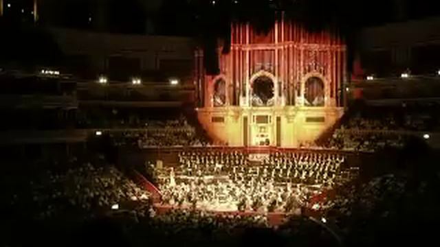 Royal Albert Hall смотреть онлайн