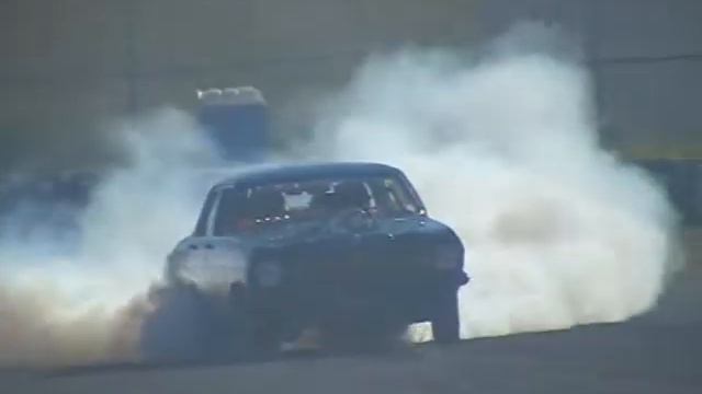 POWERCRUISE BURNOUTS - FORZA RACING BLOWN V8 HR BURNOUT смотреть онлайн