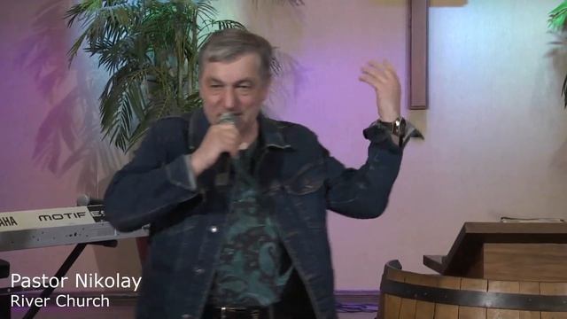 Момент проповеди с Воскресной службы MessageMoment200322RiverChurch смотреть онлайн