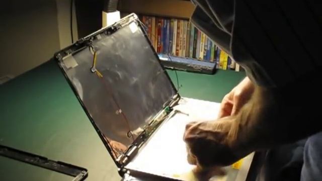 Acer Extensa 4420 Screen Repair.mpg смотреть онлайн