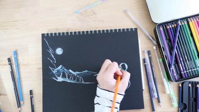 Drawing in a SOLID BLACK SKETCHBOOK! This was SO TOUGH. смотреть онлайн