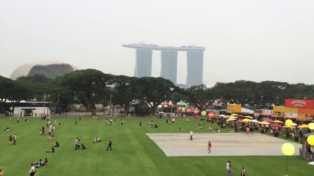 Formula 1 Singapore 2015 Padang grandstand смотреть онлайн