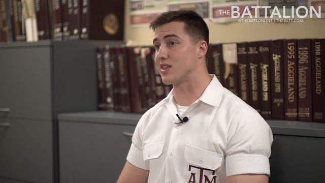 Senior yell candidate: Karsten Lowe смотреть онлайн