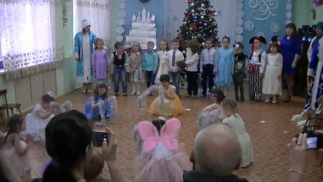 Новогодний утренник 2017 смотреть онлайн