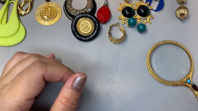 151. Золото, серебро, бриллианты в мусорном лоте. Распаковка большого лота с винтажем. Серьги смотреть онлайн