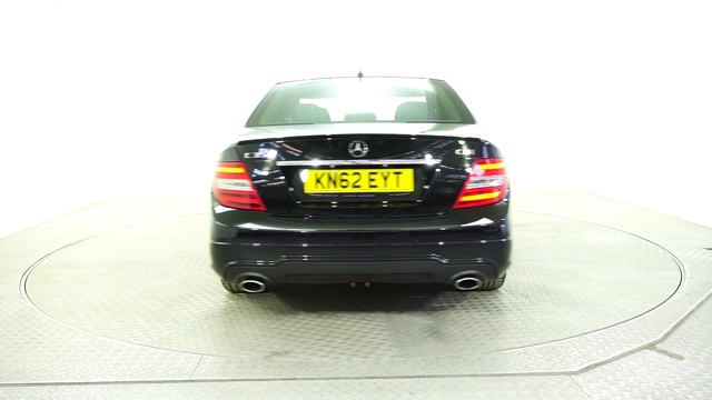 Mercedes-Benz C Class 3.0 C350 CDI BlueEFFICIENCY AMG смотреть онлайн