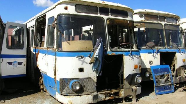 Списанные автобусы ЛиАЗ 677 | 3 часть смотреть онлайн