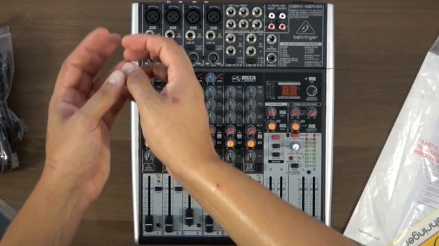 Consola Behringer Xenyx 1204 usb. Te explicamos todo! Review смотреть онлайн