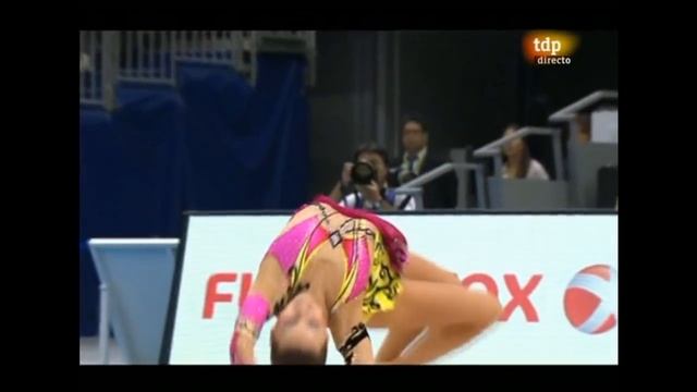 Rhythmic Gymnastics - El Tango de Roxanne смотреть онлайн