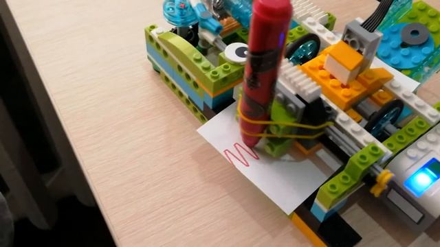 Lego WeDo 2.0 Принтер