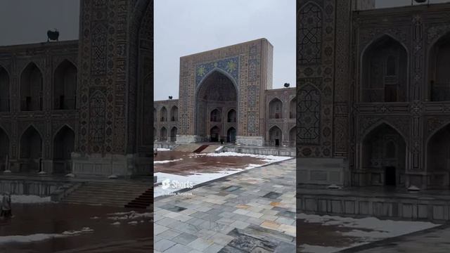 Самарканд, Регистан зимой со снегом