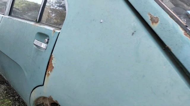 Renault 14 TL relegated to parts car status in the 1990s смотреть онлайн