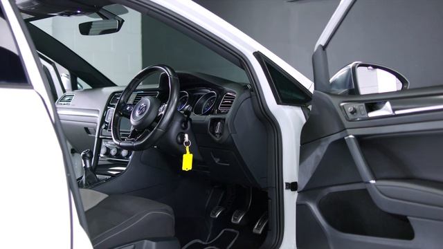 2016 66 VOLKSWAGEN GOLF R MANUAL смотреть онлайн