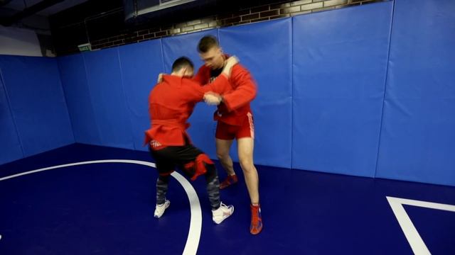 Тренер Валентин. Самбо. Задняя подножка. смотреть онлайн