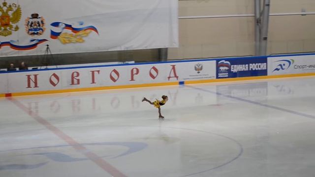 Меркушева Арина Юный Фигурист Великий Новгород смотреть онлайн