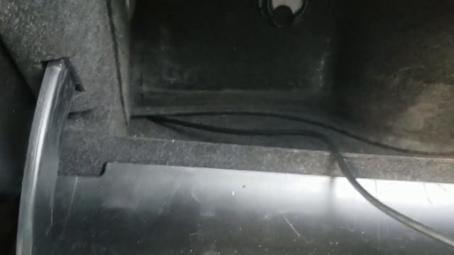 B5.5 Volkswagen Passat Aftermarket Radio Install смотреть онлайн