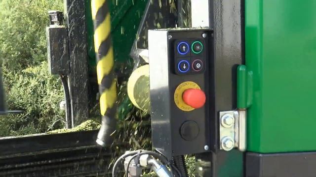 Самый большой в мире многофункциональный пресс-обмотчик от финской компании Agronic