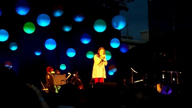 Regina Spektor - Ghost of Corporate Future - McCarren Park Pool - NYC смотреть онлайн