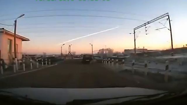 Метеорит в Челябинске / Meteorite fall in Chelyabinsk (RUSSIA) смотреть онлайн