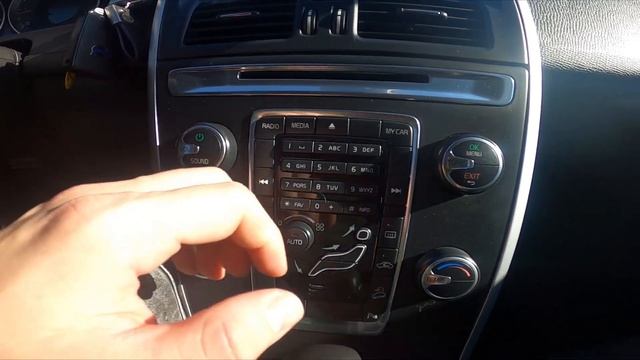 How to Change Airflow Temperature in Volvo XC60 I ( 2008 – 2017 ) смотреть онлайн