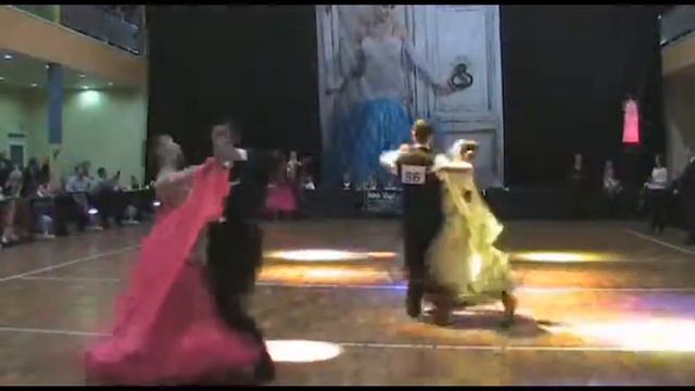 Кубок Фокстроту 2014, Молодь+Дорослі D Стандарт (5 танців) смотреть онлайн
