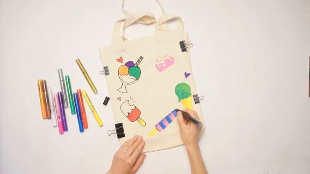 How to paint permanently on fabric. Make permanent marker design with Artistro acrylic paint pens! смотреть онлайн