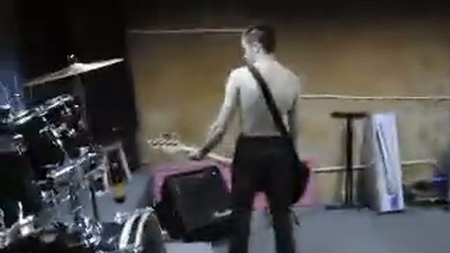 Kick the wife - За порогом ночи 2010 смотреть онлайн