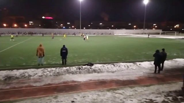 Зимнее первенство 6 тур. ДЮСШ-14-(3)-ДЮСШ-14-(2007г.р.) 4-1 (2тайм) смотреть онлайн